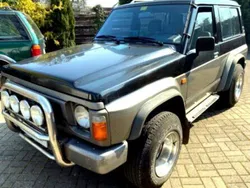 Grau Gebraucht 1989 Nissan Patrol SUV | 13.600 €