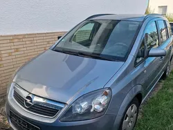 Blau Gebraucht 2006 Opel Zafira Van / Kleinbus | 1.200 € (Fairer Preis)