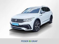 Pure white Gebraucht 2023 VW Tiguan Allspace R-line SUV | 39.940 € (Fairer Preis)