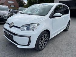 Weiß Gebraucht 2022 VW e-up! Kleinwagen | 13.999 € (Guter Preis)