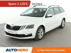 Weiß Gebraucht 2020 Skoda Octavia Tour Kombi | 18.600 € (Guter Preis)