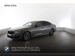 Grau Gebraucht 2021 BMW 520 M Sport Limousine | 39.590 €