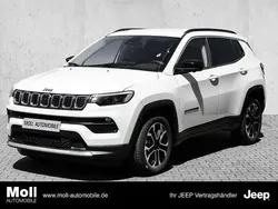 Weiss Gebraucht 2023 Jeep Compass Limited SUV | 28.580 € (Guter Preis)