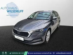 Grau Gebraucht 2024 Skoda Octavia Style Kombi | 35.470 € (Fairer Preis)