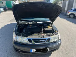 Schwarz Gebraucht 2000 Saab 9-5 Kombi | 1.900 €