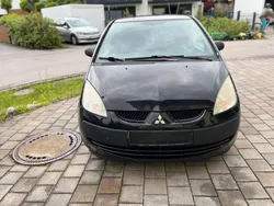 Schwarz Gebraucht 2006 Mitsubishi Colt Kleinwagen | 950 € (Fairer Preis)