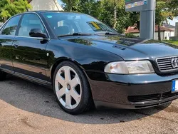 Schwarz Gebraucht 1998 Audi A4 Limousine | 2.500 € (Teuer)