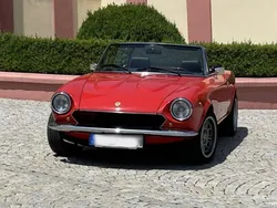 Rot Gebraucht 1983 Fiat 124 Cabrio | 28.900 €