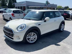 Weiß Gebraucht 2016 Mini ONE Kleinwagen | 7.490 € (Superpreis)