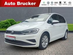 Weiss Gebraucht 2019 VW Golf Sportsvan Comfortline Van / Kleinbus | 16.880 € (Guter Preis)