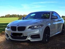 Weiß Gebraucht 2017 BMW M240 M Sport Coupé | 29.700 € (Fairer Preis)