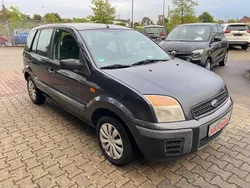 Grau Gebraucht 2006 Ford Fusion Limousine | 2.800 € (Fairer Preis)