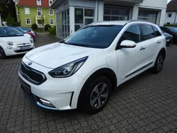 (swp) snow white pearl p Gebraucht 2018 Kia Niro 2 SUV | 19.490 € (Etwas zu teuer)