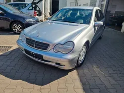 Silber Gebraucht 2003 Mercedes C220 Limousine | 4.990 € (Etwas zu teuer)