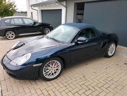 Blau Gebraucht 2002 Porsche Boxster Cabrio | 18.450 € (Etwas zu teuer)