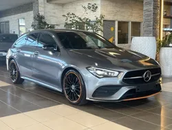 Grau mountaingrau met. Gebraucht 2020 Mercedes CLA220 Shooting Brake AMG line Kombi | 33.900 € (Teuer)