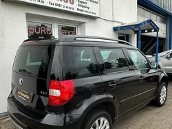 Schwarz Gebraucht 2017 Skoda Yeti Ambition SUV | 14.990 € (Fairer Preis)