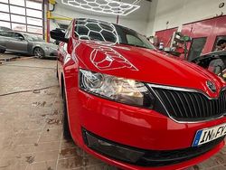 Rot Gebraucht 2015 Skoda Rapid Kombi | 8.500 € (Fairer Preis)