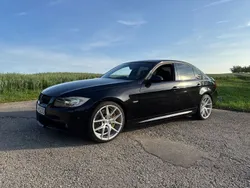 Schwarz Gebraucht 2006 BMW 330 M Performance Limousine | 14.800 €