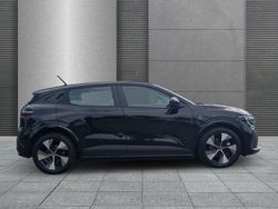 Schwarz metallic Gebraucht 2022 Renault Megane E-Tech Equilibre | 21.060 € (Superpreis)
