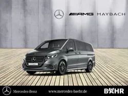 Obsidianschwarz Gebraucht 2024 Mercedes V300 Avantgarde Van / Kleinbus | 78.950 € (Teuer)