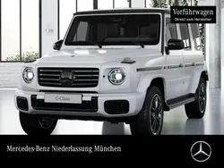 Manufaktur opalithweiß magno Gebraucht 2024 Mercedes G500 Night SUV | 182.890 €