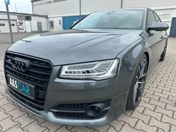 Grau Gebraucht 2017 Audi S8 Sport Limousine | 33.900 € (Guter Preis)