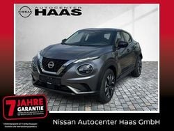 Pearl black Neu 2025 Nissan Juke Acenta SUV | 20.290 € (Superpreis)