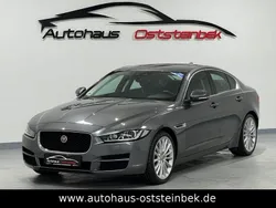 Grau Gebraucht 2016 Jaguar XE Prestige Limousine | 17.850 € (Fairer Preis)