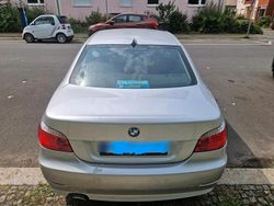 Grau Gebraucht 2009 BMW 520 Limousine | 5.800 € (Fairer Preis)