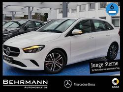 Unilack polarweiß Gebraucht 2024 Mercedes B200 Progressive Van / Kleinbus | 33.890 € (Etwas zu teuer)