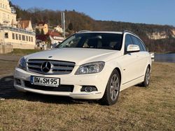 Weiß Gebraucht 2008 Mercedes C200 Avantgarde Kombi | 5.500 € (Fairer Preis)