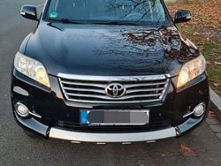 Schwarz Gebraucht 2012 Toyota RAV4 Travel SUV | 11.999 € (Fairer Preis)