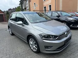 Silber Gebraucht 2016 VW Golf VII Highline Limousine | 15.500 € (Fairer Preis)