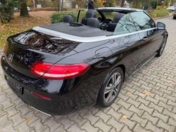 Obsidianschwarz metalliclack Gebraucht 2017 Mercedes C250 AMG Cabrio | 25.900 € (Guter Preis)
