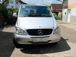 Grau Gebraucht 2003 Mercedes Vito Van / Kleinbus | 4.200 €