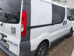 Weiß Gebraucht 2009 Opel Vivaro Van | 3.990 €