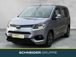 Silber Gebraucht 2020 Toyota Proace Verso City Kombi | 20.990 € (Guter Preis)