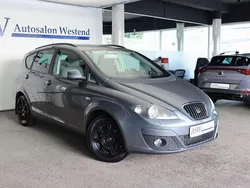 Grau Gebraucht 2014 Seat Altea XL Reference Van / Kleinbus | 5.980 € (Fairer Preis)