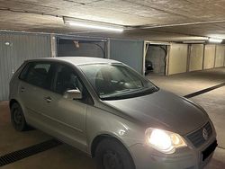 Grau Gebraucht 2007 VW Polo Kleinwagen | 2.000 € (Etwas zu teuer)