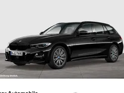 Schwarz Gebraucht 2022 BMW 330e M Sport Kombi | 37.970 € (Fairer Preis)