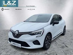 Weiß Gebraucht 2023 Renault Clio V Techno Limousine | 17.880 € (Fairer Preis)