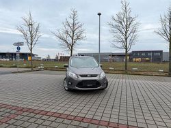 Grau Gebraucht 2013 Ford C-MAX Titanium Van / Kleinbus | 7.389 € (Fairer Preis)