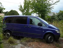 Blau Gebraucht 2006 Mercedes Vito Van / Kleinbus | 8.600 €