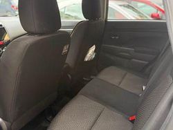 Weiß Gebraucht 2015 Mitsubishi ASX Classic Collection SUV | 6.990 € (Superpreis)