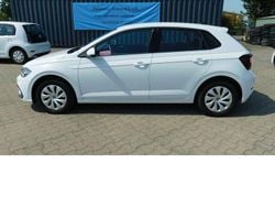 Weiss Gebraucht 2023 VW Polo Life Limousine | 15.990 € (Guter Preis)