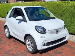Weiß Gebraucht 2018 Smart ForTwo Cabrio Passion Cabrio | 14.700 € (Guter Preis)