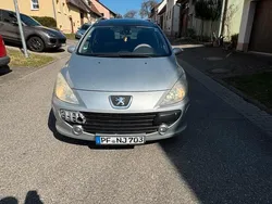 Grau Gebraucht 2006 Peugeot 307 Limousine | 700 € (Superpreis)