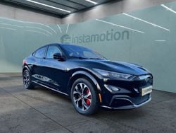 Schwarz Gebraucht 2022 Ford Mustang Mach-E SUV | 37.919 € (Fairer Preis)