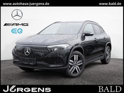 Schwarz kosmosschwarz metallic Gebraucht 2024 Mercedes EQA300 Electric Art SUV | 36.290 € (Fairer Preis)